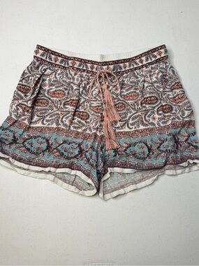 Chelsea & Violet Boho Paisley Print Shorts with Pockets - Size Small ✨